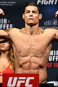 Alan Jouban